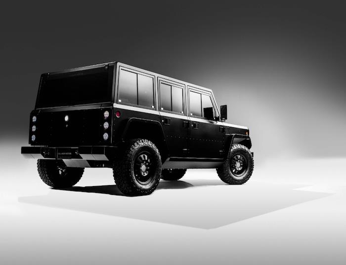 Bollinger Motors predstavil svoj džíp B1 a B2, dva elektrické terénne vozidlá