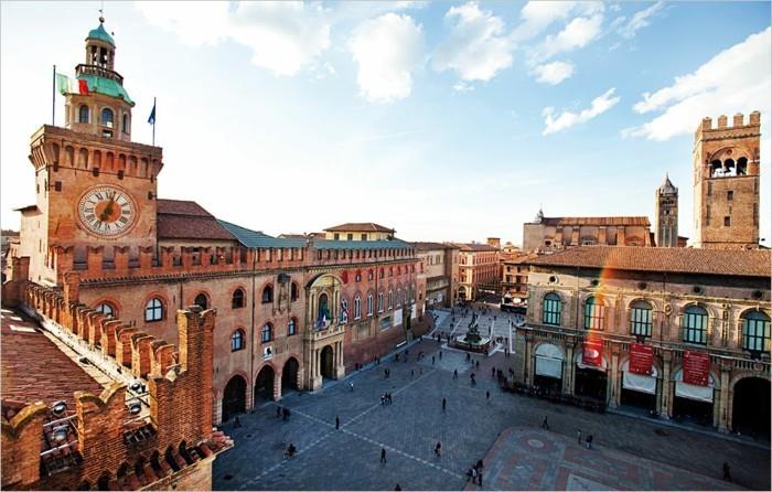 bologna-cool-och-beundransvärd-piazza-skönhet-stad-röstade-för-dess-storlek-kök