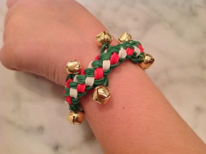 elastiskt-armband-till-jul-en-cool-idé-hur-att-göra-ett-armband