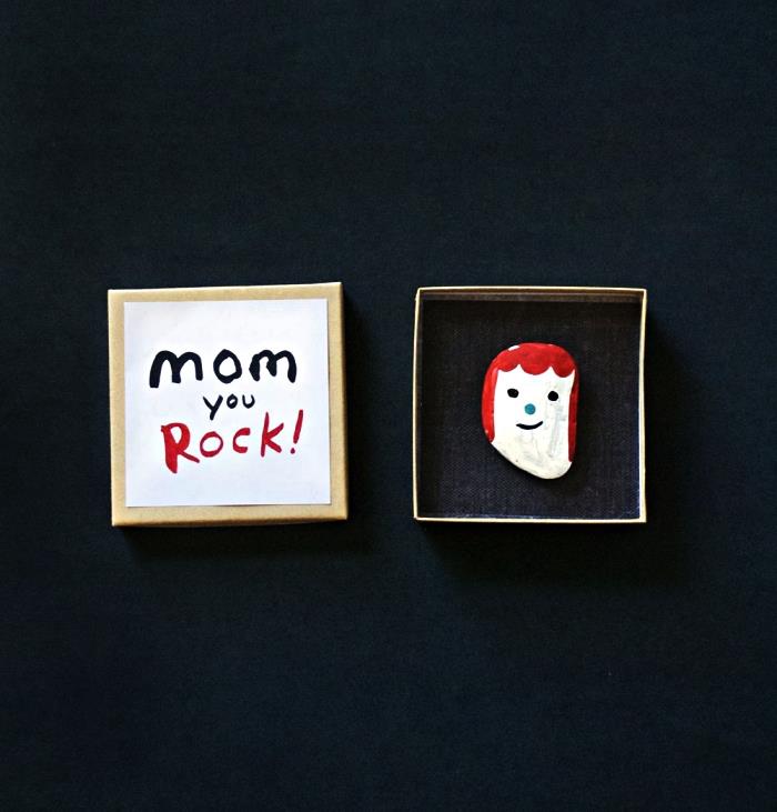 Aktivita ku Dňu matiek spojená s tými najmenšími, maľovanie na kamienky a vytváranie mini portrétov, DIY na Deň matiek