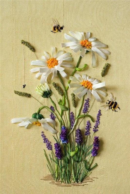 lúčne kvety a včely-stuha-výšivky
