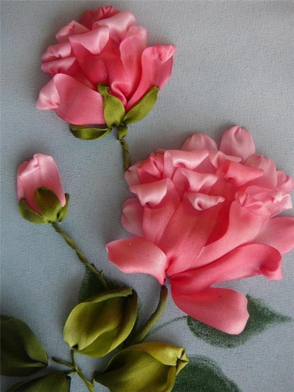 nádherná kvetinová ruža-stuha-výšivka