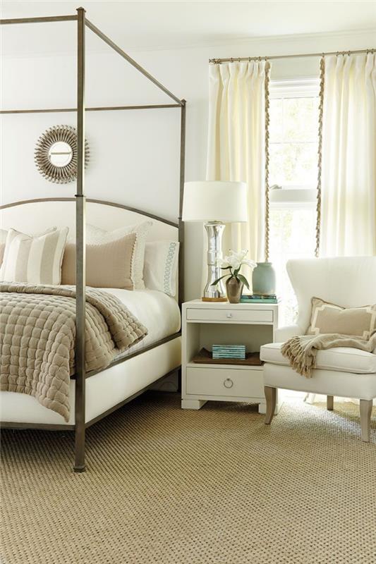 sovrumsmöbler för vuxna med stor inramad säng och vit läderfåtölj, tydlig inredning med beige matta