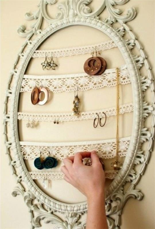 خمر على غرار مرآة الإطار لتخزين المجوهرات الخاصة بك