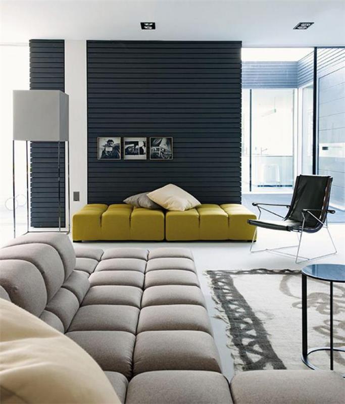 béžová sedačka-veľká-súčasná-obývačka-a-modulárna-pohovka-v-béžovej farbe