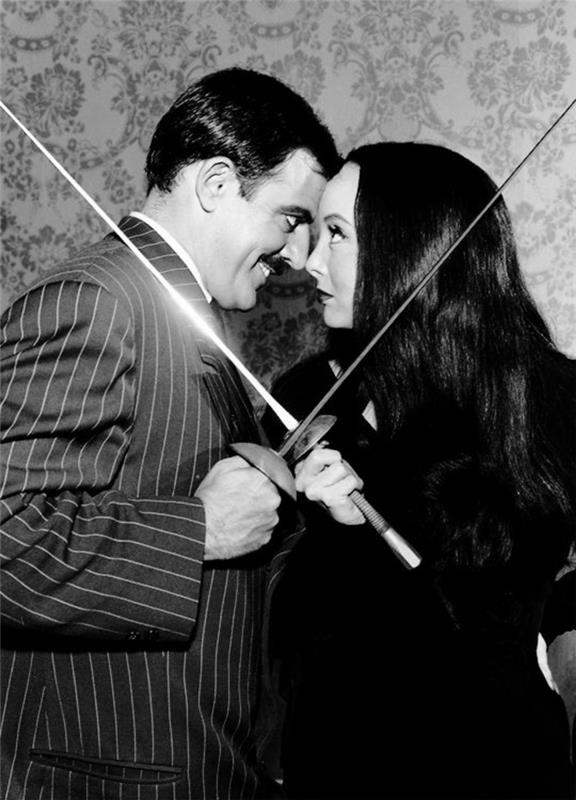 Addams familjen morticia efternamn adam familjen addams