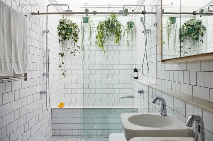 idé hur man dekorerar ett badrum med gröna växter, modeller av grön hängande kruka och macrame -hänge