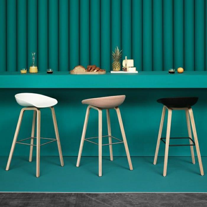 bar-stol-plast-blå-bar-modern-idé-trä-bar-barnstol