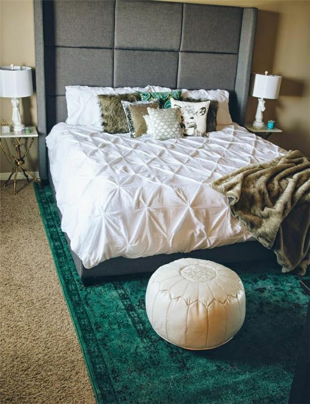 غرفة نوم-سجاد-ازرق-اخضر-كتان-ابيض-سرير-سرير-ابيض-سرير-رمادي