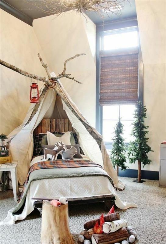 شرنقة-غرفة نوم-خشبية-مظلة-نار-شجرة-سرير-طاولة-التنوب