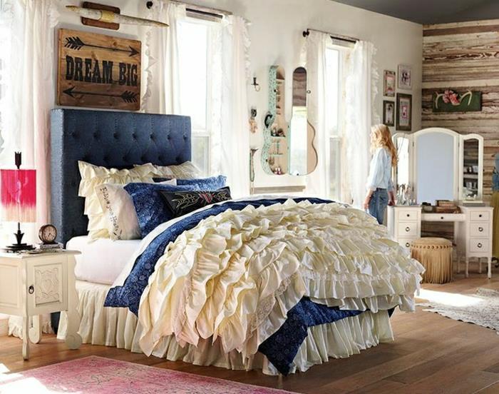 tonårsflicka-sovrum-snygg-dekoration-sängbord-frisör