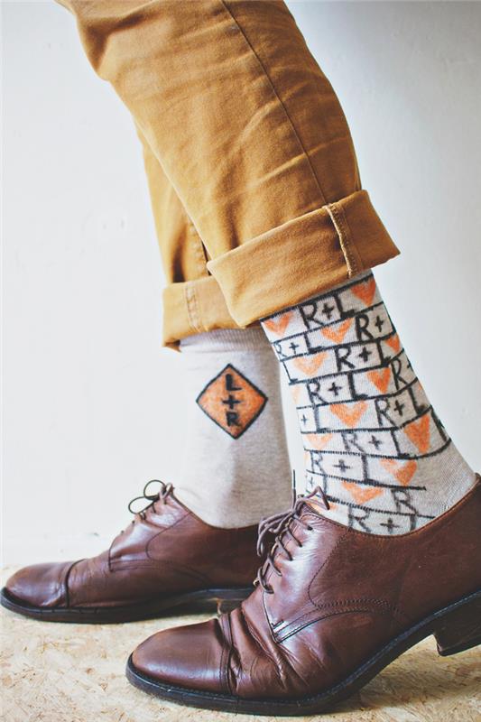 Tip na vianočný darček pre hipsterského muža, personalizované ponožky s textilným filcom