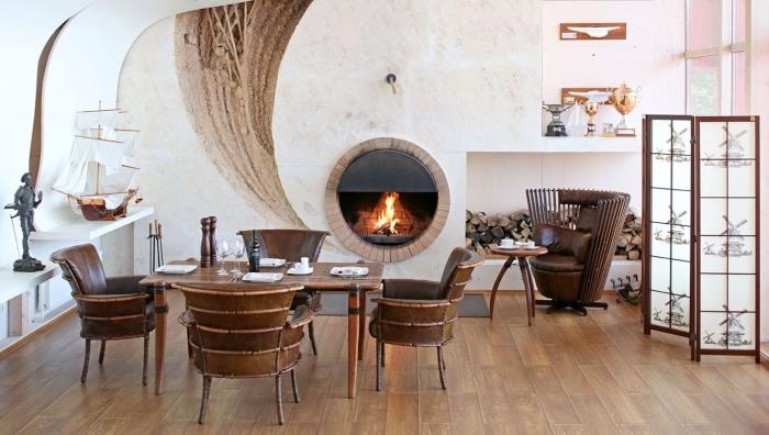 teplá obývacia izba v elegantnom a rustikálnom štýle zariadená nábytkom z tmavého dreva, tradičnými predmetmi pre etnický dekor