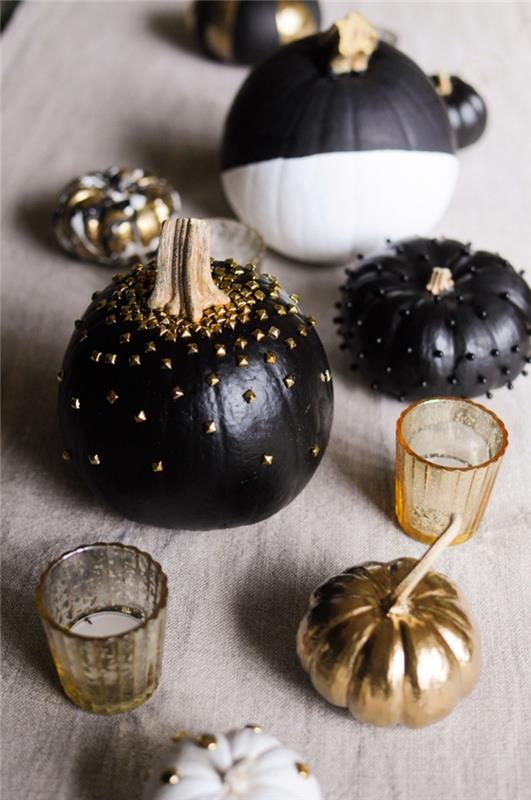 halloween pumpamodell, enkel dekoration med glasbehållare och vita ljus, liten svart pumpa med svarta pärlor