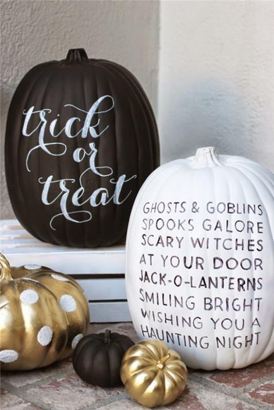 hantverksaktivitet för Hallowee, DIY svartvita målade pumpor med Halloween -bokstäver