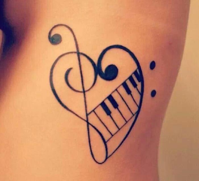 nota tetovanie srdce f klavírny husľový kľúč