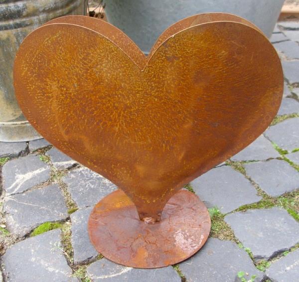srdce-kov-hrdza-záhradná dekorácia