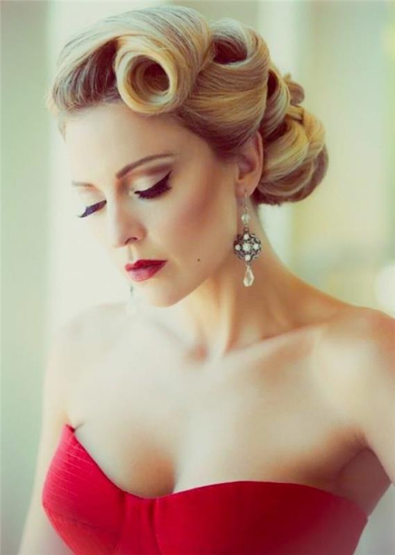 účes-ľahké-vlasy-stredne dlhé-blond-červené-pery-červené-šaty-pekne-elegantné-dievča