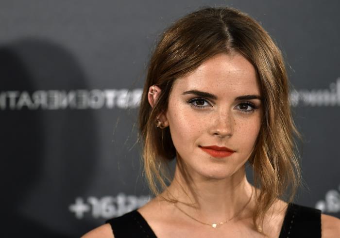 Emma-Watson-with-a-square-účes-veľmi-pekné-a-teen-girl-top-účes-nápad