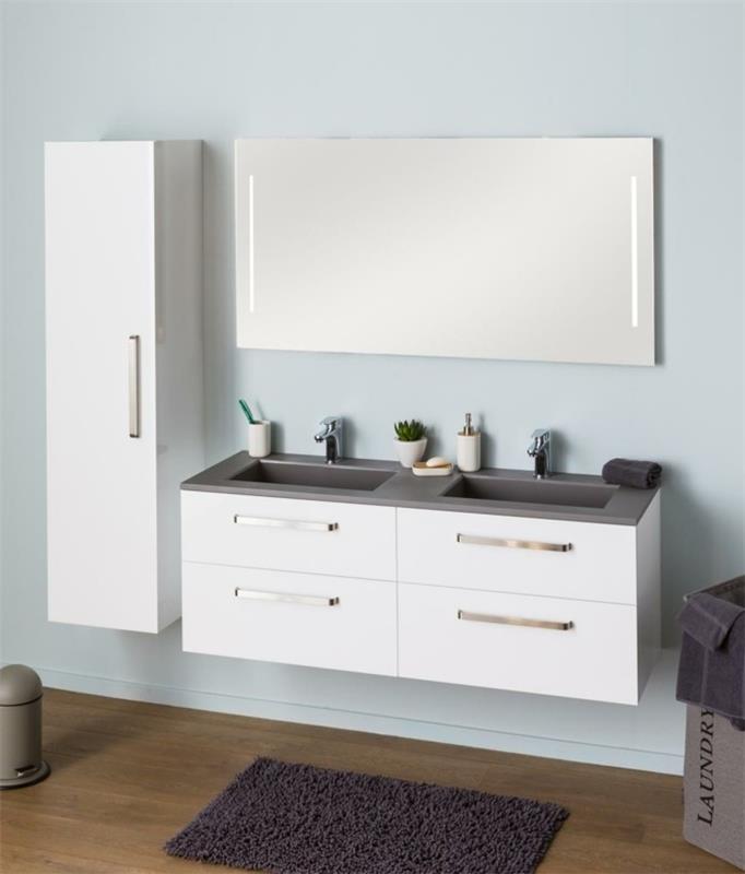 ikea-kúpeľňa-stĺpik-tmavé-drevo-parkety-stena-nábytok-v-stene-zrkadlo