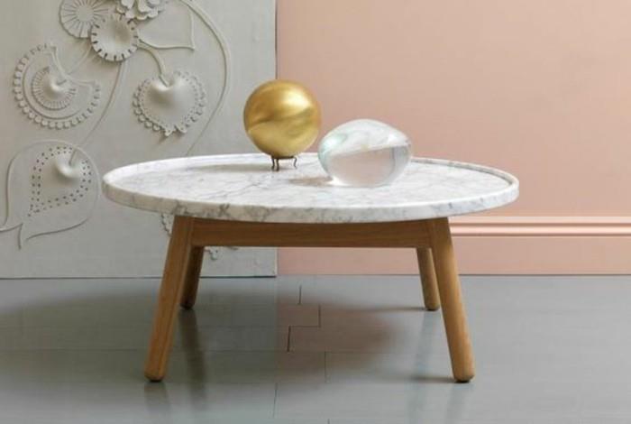 vinnande-kombination-av-trä-och-marmor-bas-oval-lounge-bord