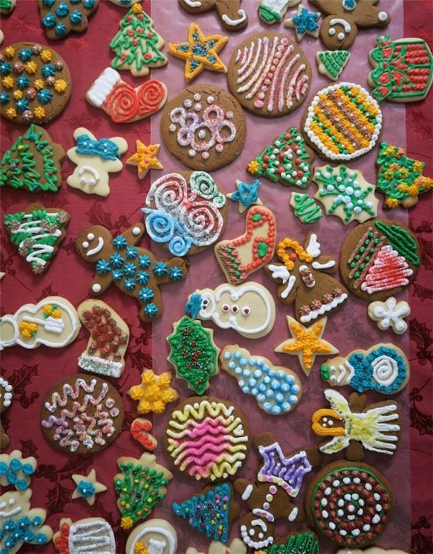 färgglada exempel på lättbakade ingefära, kanel- och honungskakor, julformar och glasyrdekoration, strössel, pärlor och andra färgglada dekorationer