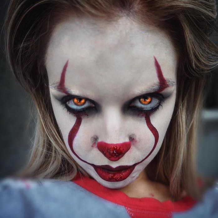 clownmakeup som elak skräck för halloween