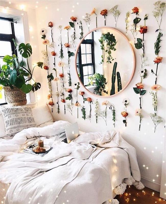 Okrúhla zrkadlová dekorácia na stenu, rustikálne kvety prilepené na stene, nápady na dekoráciu dospievajúcej spálne, pinterest, biela posteľná bielizeň