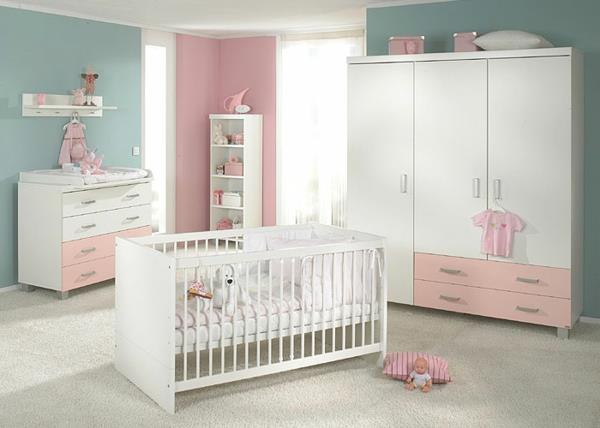 cool-design-of-the-baby-bed-in-white-šatník-biela-a-pekná-čalúnenie-v-lavici-a-ružovej