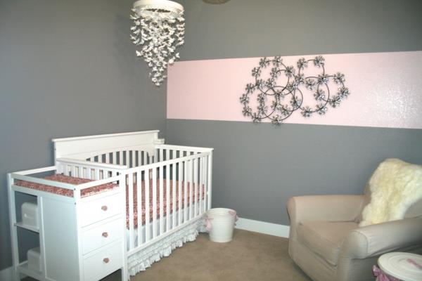 cool-design-v-pekných farbách-sivá-ružová-kombinéza-do-detskej izby