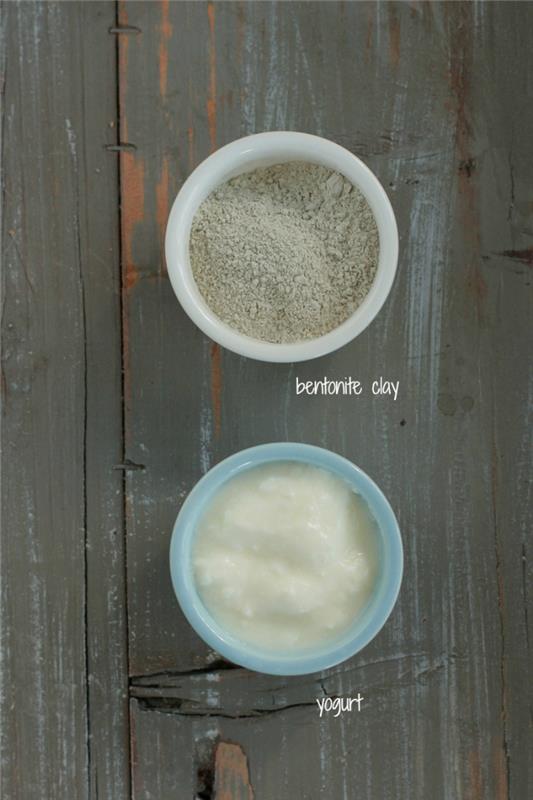 nautisk kosmetisk produkt för att lugna inflammerad hud, hemlagad mask med bentonitlera och yoghurt