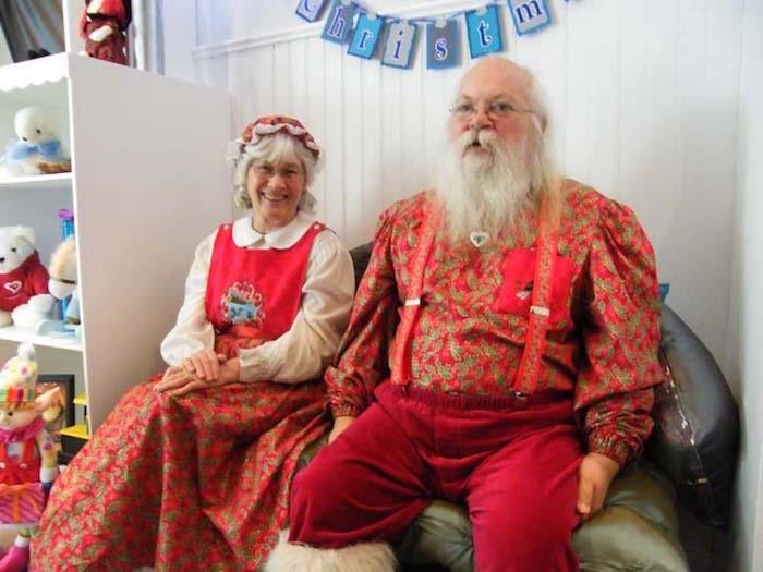 kostým-matka-noel-a-otec-noel-pár-brada-muž-blanceh