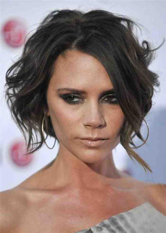 carre-court-victoria-beckham-and-its-carre-cutter