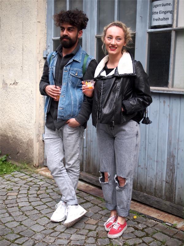 Levis ärmlös denimjacka airmx max vit hipster cut kvinna läderjacka och vida jeans år 80 röda skåpbilar