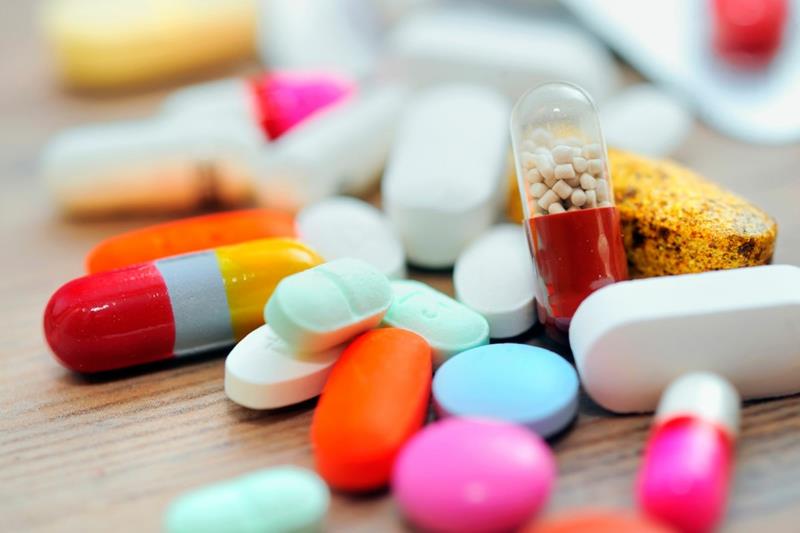 tåkrampmedicin i piller i olika färger