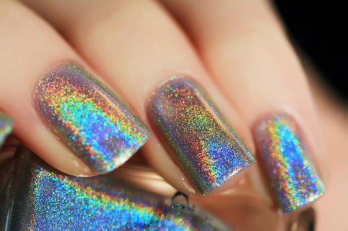 deco-nail-art-fluo-lak-psychedelic