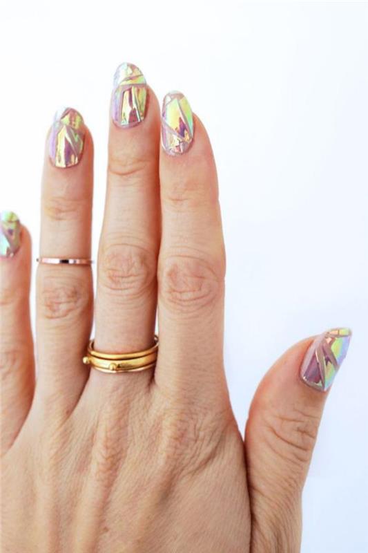 deco-nail-holografický-na-priehľadnom základe