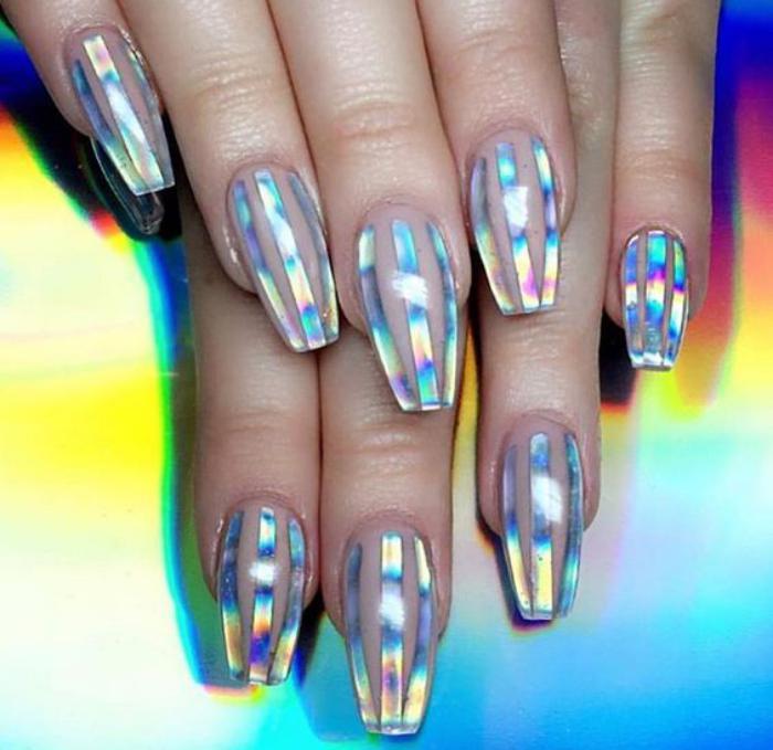 deco-nail-art-deco-idea-klince-s-fóliami