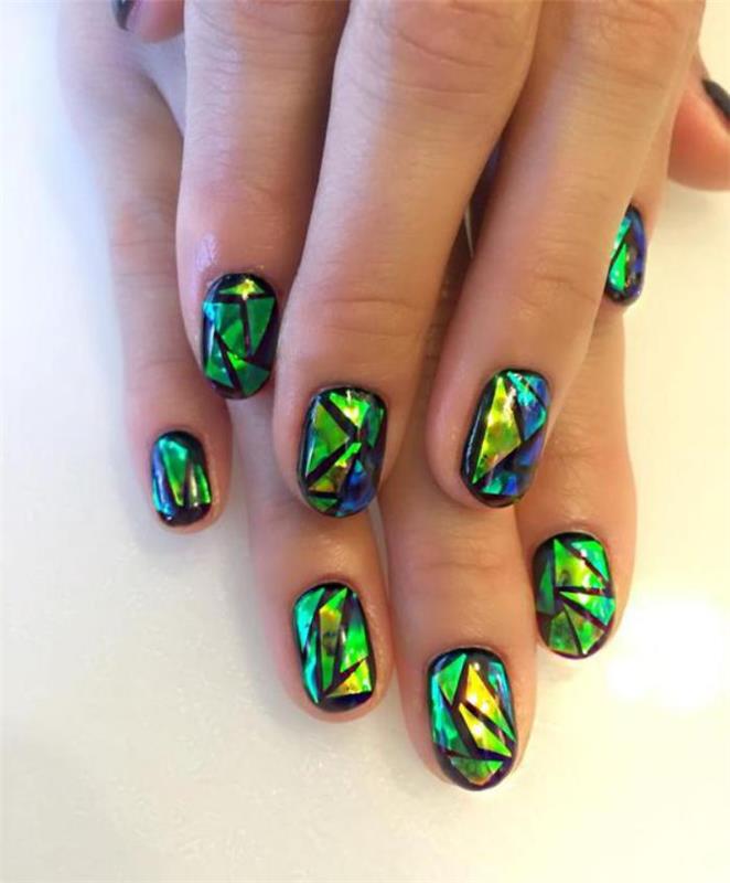 deco-nail-art-superb-nechty-fólie-zelená-s-trieskami