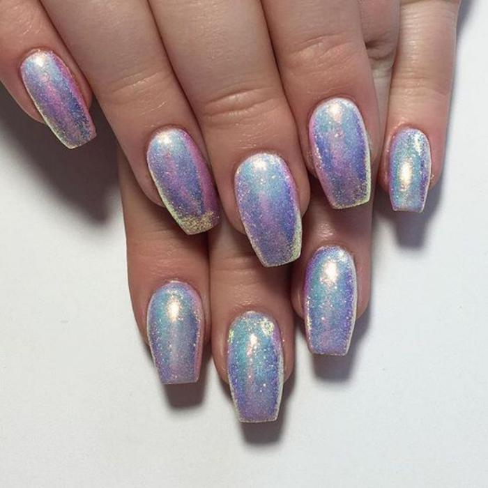 deco-nail-art-superb-trend-holografické-nechty