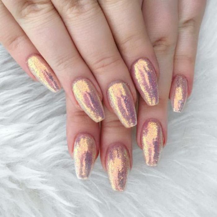 deco-nail-art-trendy-lesk-lak-na-nechty