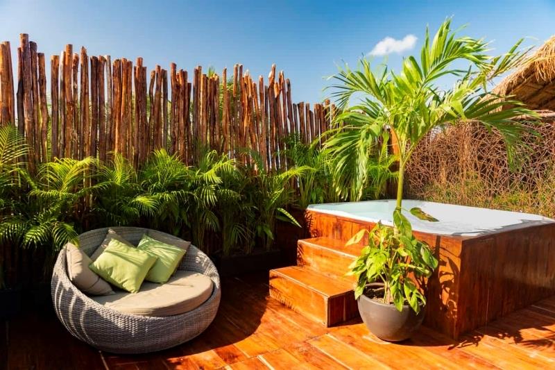 exotisk inredning bambu fåtölj ägg slappna av utomhus design idé