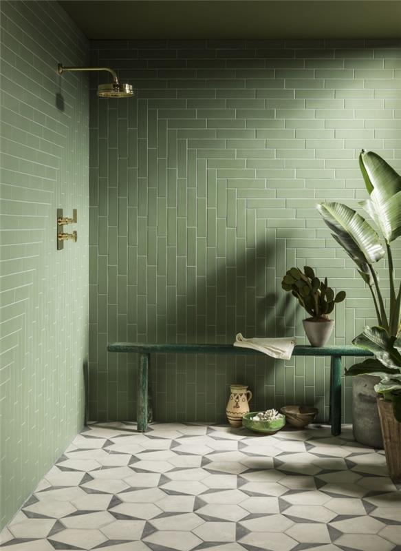moderná výzdoba kúpeľne štýl džungle zelená farba interiérový dizajn khaki dlaždice zelené rastliny