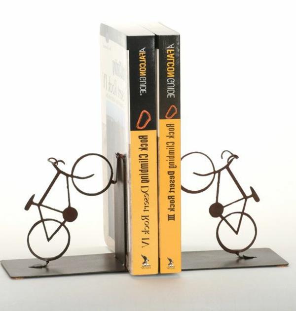 ozdobte-svoj-dom-bicyklom-knihou