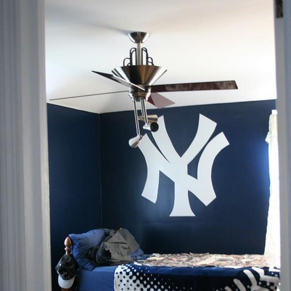 modrá-new-york-spálňa-dekor