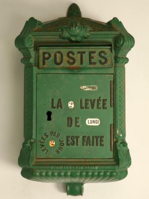 deco-of-the-francúzsky-letter-box