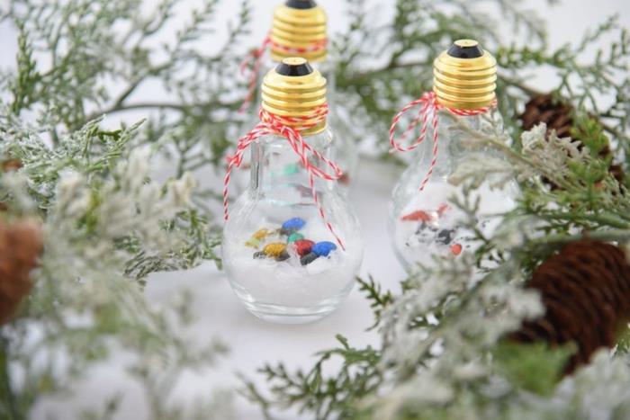 vianočná ozdoba, pomocou ktorej sa Použité žiarovky premeníte na originálne snehové gule