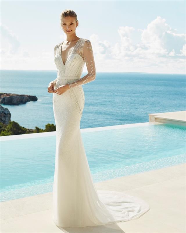 vilken klänning för ett bröllop vid havet, original bröllopsklänningsmodell med störande urringning med pärlspetsapplikationer
