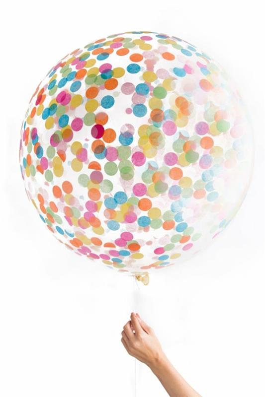 narodeninová dekorácia-vyrobená-od-toho-obrovského-skvelého-balónového večierka