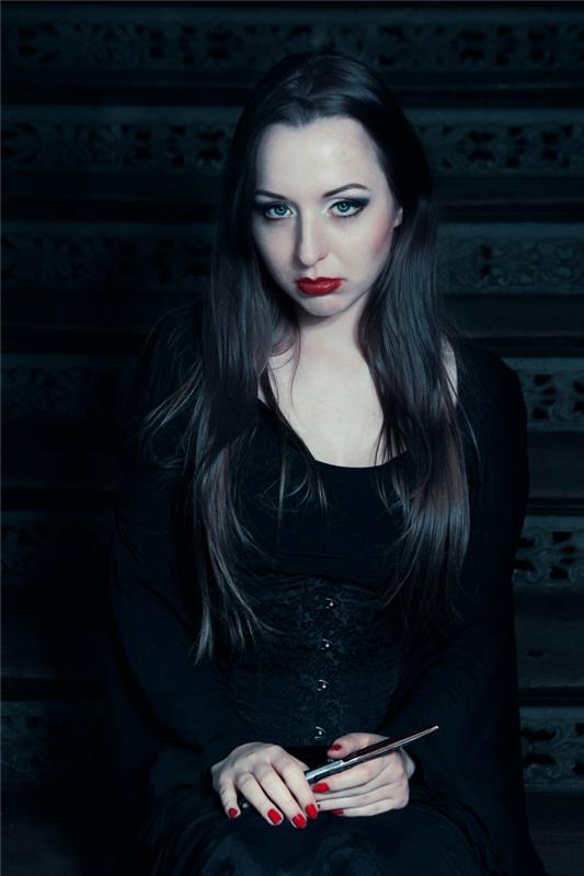 Morticia addams bilder addams familj karaktärer outfit makeup Morticia naglar gotisk idé